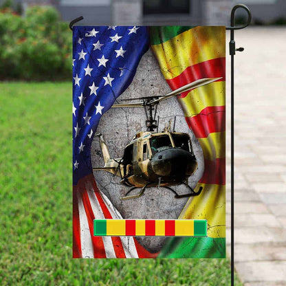 Huey Helicopter Vietnam Veteran Lest We Forget Flag DBD2687F