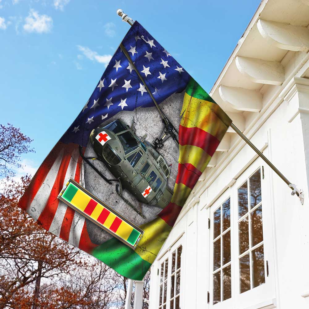 MedEvac Helicopter Never Forget Vietnam War Flag DBD2687Fv3
