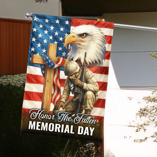 Memorial Day Honor The Fallen Kneeling American Soldier Cross Veteran Flag MLN5595TTH