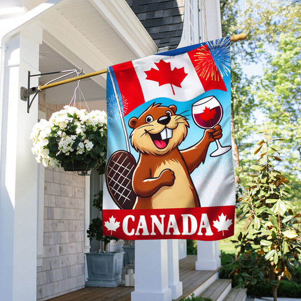 Funny Beaver Holding Red Wine Happy Canada Day Canadian Flag TQN3330F